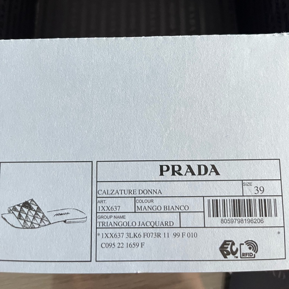 Authentic Prada sandals good condition and super comfy! - Picture 3 of 6
